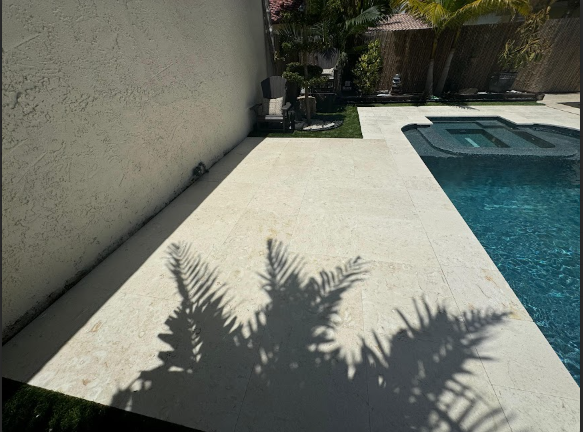 pool deck cleaning 